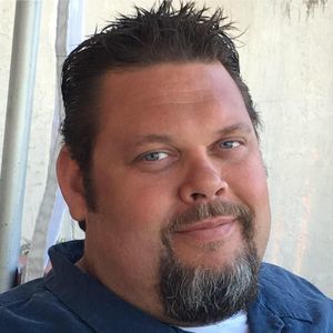 Meet your Posher, Max